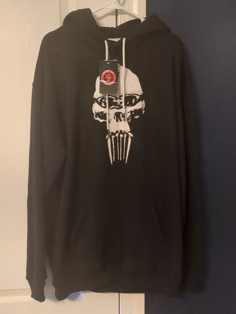 Gorilla Gainz Black Skull Graphic Pullover Hoodie - Body Building